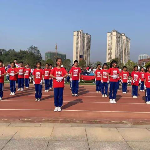 喜迎党的二十大    扣好健康红纽扣