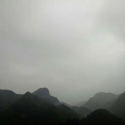 烟雨栾川，逍遥怡景