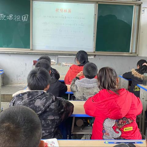 普定县补郎苗族乡上寨小学课后服务音乐兴趣小组活动开展