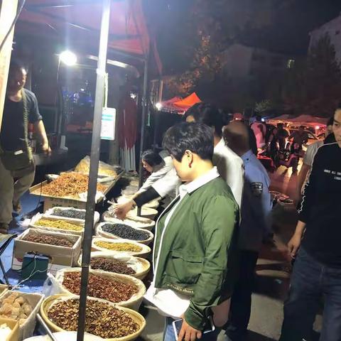 行者街办副主任刘丽带队检查铁腕治霾工作