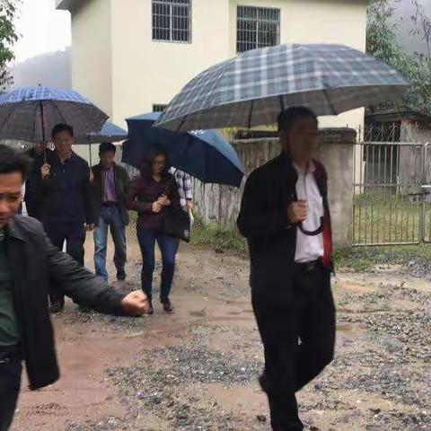 水利部珠江委来白沙县开展2017年度水资源管理专项监督现场检查