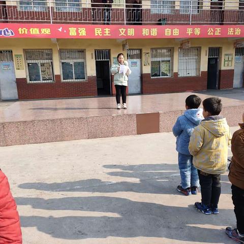 红心镇中心小学开展“学习雷锋精神、传承有我”系列主题活动