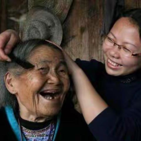 白象面业感恩母亲节幸福照片收集活动