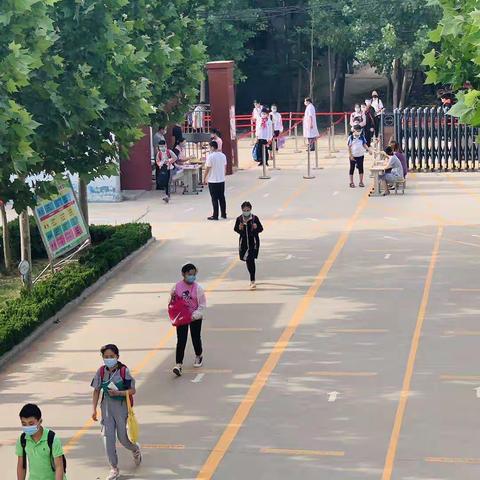 寿张小学“疫情防控”开学第一课