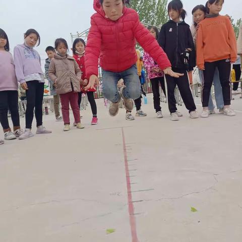 我运动，我健康，我快乐！——瓦岗镇黑风寺小学春季运动会