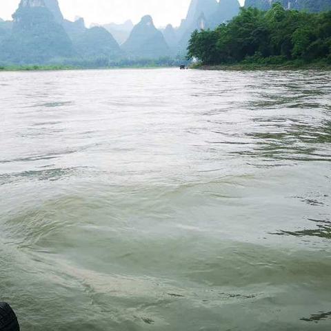 这样的山，这样的水――桂林山水