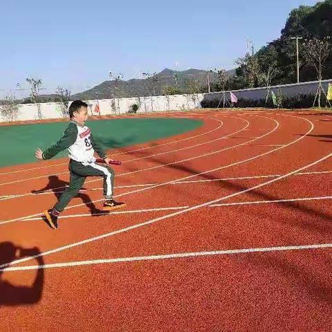 我们三年级时的风采――记象山县培智学校第九届特奥会