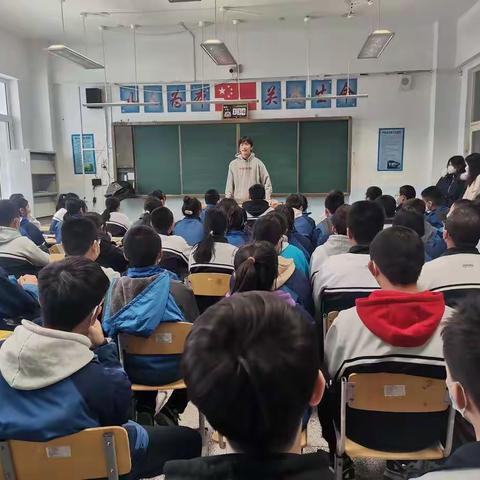 【芳新教育集团】奔赴六月，一路有您，——记新湖农场中学九年级5班中考动员会