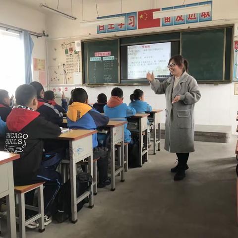 智慧引领展风采  名师送教促提升 ——记小学数学“赵芳莉研修共同体”送教活动