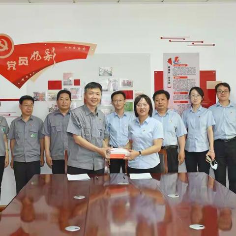 携手共建·互赢共促！青州卷烟厂管理第一党支部与青州农商银行党群工作部党支部开展党建活动