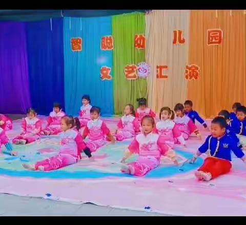 智聪幼儿园2021年秋学期元旦迎新趣味游戏运动会