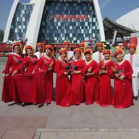             这演出太棒了!（米老师和她的葫芦丝班2）