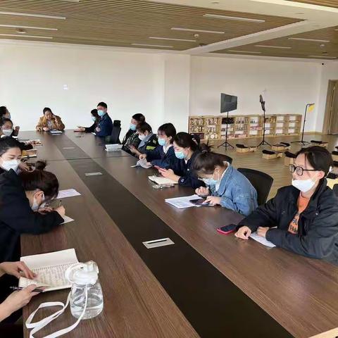 “筑牢安全防线，防控应急演练”–––记石拐区睿德幼儿园疫情防控应急演练