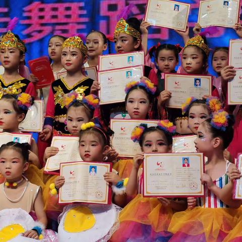 暑期实践★最美记忆（曾梦琪）