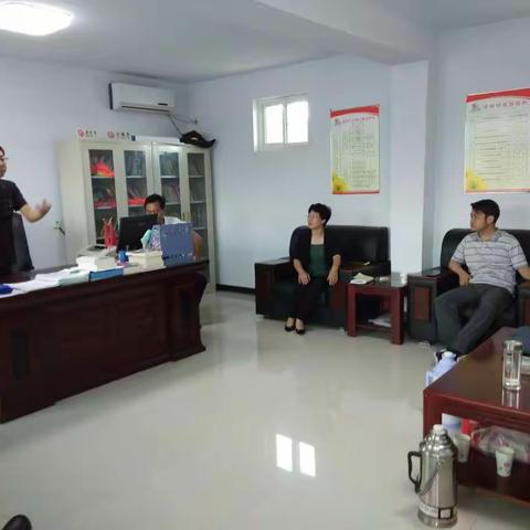 市委组织部组织企业家到贾家营镇东深沟调研