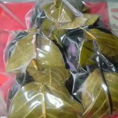 湘西原生态绿色健康产品之四（糍粑粑、野生蒿菜粑）