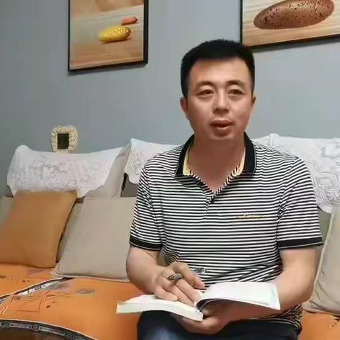 好书推荐，快乐分享——平罗四幼读书月系列活动