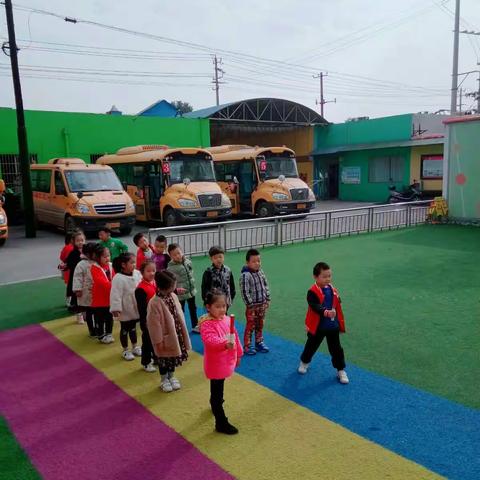 自制接力棒 快乐伴我行