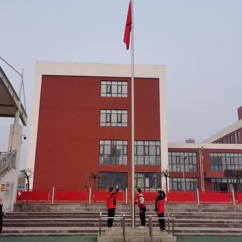强班队倡导校园文明新风学雷锋争做新时代好少年——井陉矿区天护小学新时代雷锋式好少年推选系列活动
