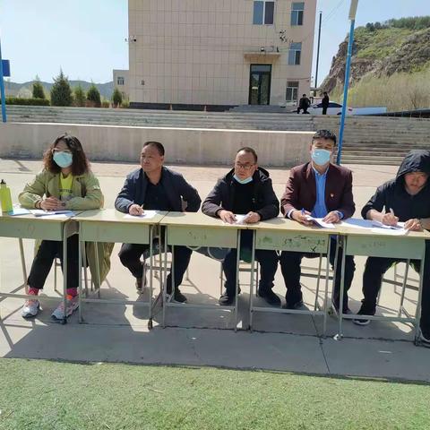 展体育课堂风采 促教师专业成长——黑里河镇“三操两课”体育教研活动