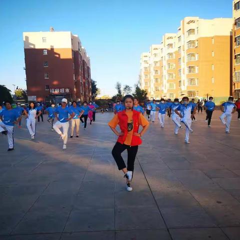 【文明实践在行动】突泉县乌兰牧骑戏曲广播体操县内推广完美收官