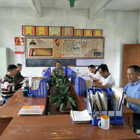 罗平镇沙朗片教学常规工作检查