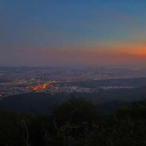 紫金山日出