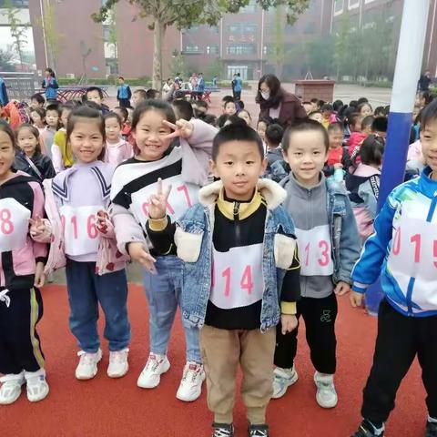 放飞心情，快乐成长——河东小学一年级三班
