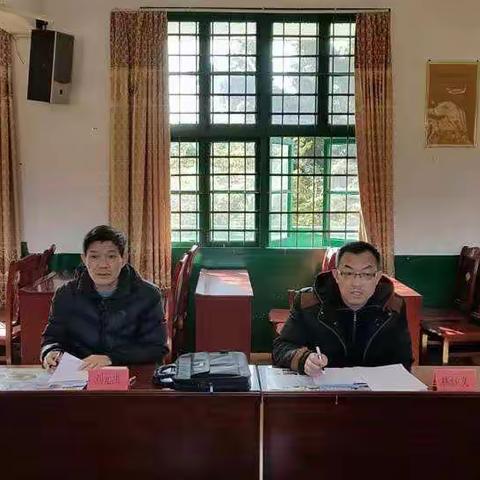 云峰中学接受仙游县笫一届文明校园(2015-2017)评估验收