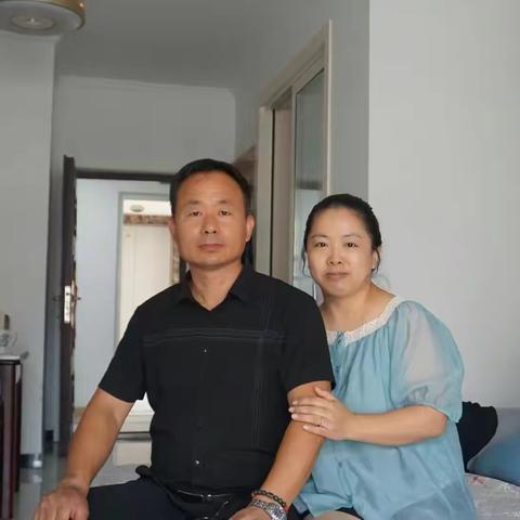 孝老爱亲传佳话   弘扬美德树家风