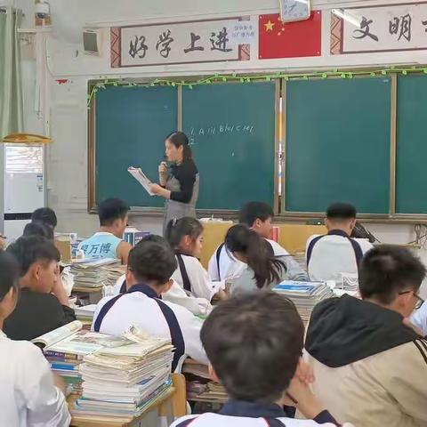 听课指导促发展，而今迈步从头越——2020年秋季学期儋州市教培院教研员莅临民中听课调研