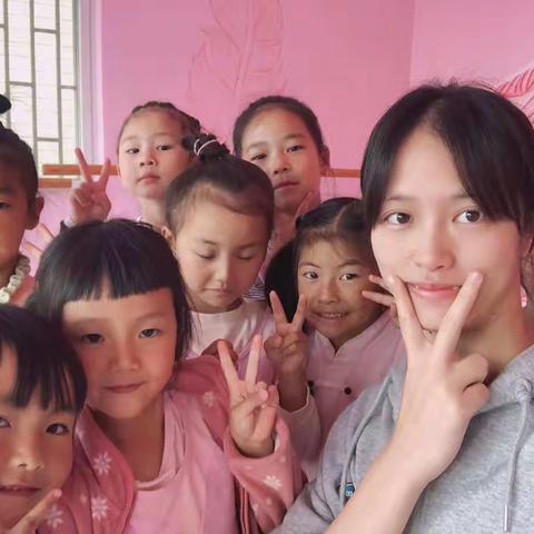 瑶辰文化艺术培训学校一级考级班学期回顾