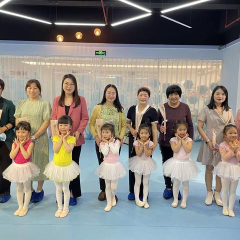 金地周五周日一级班的小可爱们（公开课汇报）母亲节🌹🌹