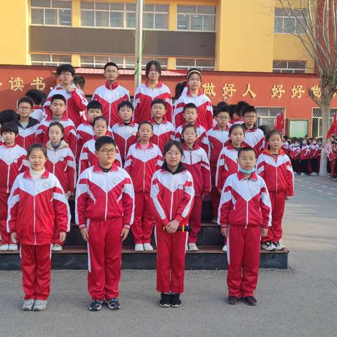 实验小学读书活动——国旗下展诵第一章【少年中国说】