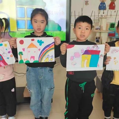 新堡镇中心幼儿园中四班幼儿“多彩童心，创意童画”美术活动精彩瞬间