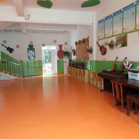 草桥镇爱心幼儿园《激情六月，泡沫之夏》大型亲子活动邀请函