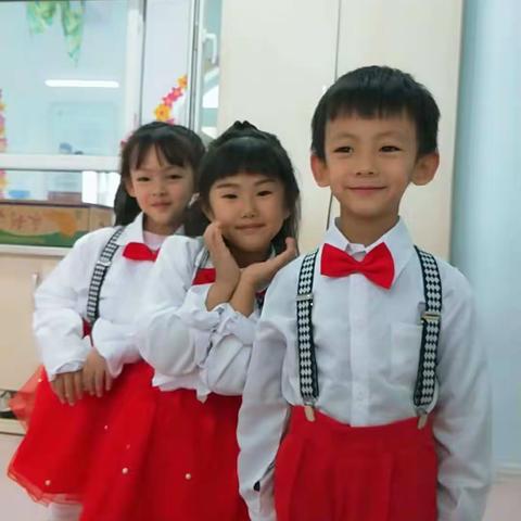 北大附小益宝贝幼儿园大四班迎新年活动