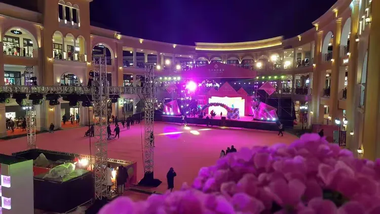 穷逛济南首创奥特莱斯