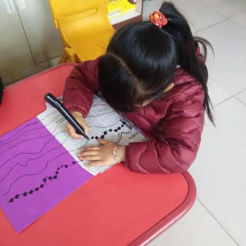 小博士幼儿园――一束鲜花送妈妈