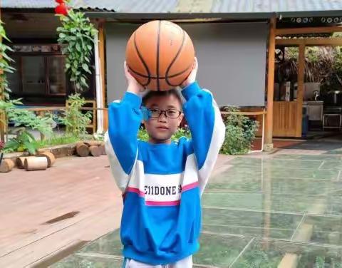 大田县第二实验小学“星”同学——三年级（5）班范哲琛