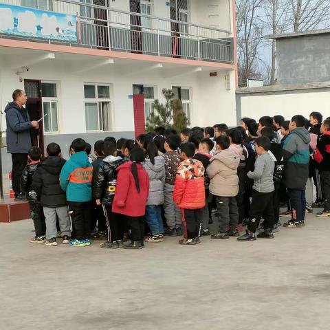 【临淇镇牛庄学校 王改梅】关注消防 珍爱生命