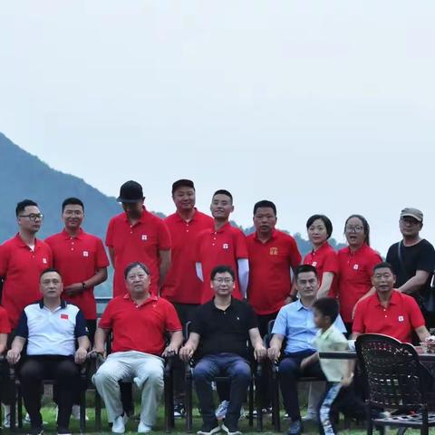 体艺心一家亲暨王卫东老师光荣退休