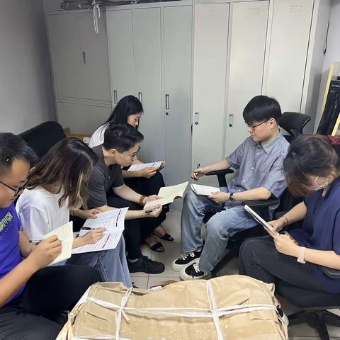 海淀西区支行机构金融业务部积极开展“护航青春-合规我来说”主题教育活动