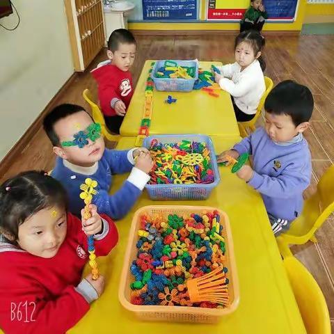 美大幼儿园小二班11月份第一周