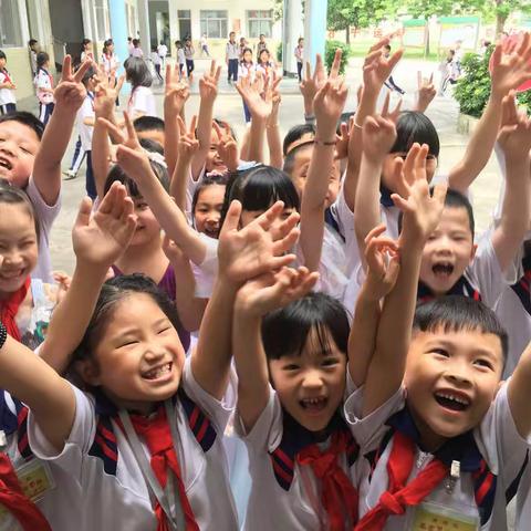 记住这美好时光——凤窖华侨小学庆“六一”活动