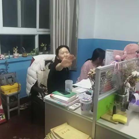 高一那人那室那课，怎一个美字了得！