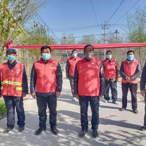 抗击疫情我们在行动，新徐村加油（副本）