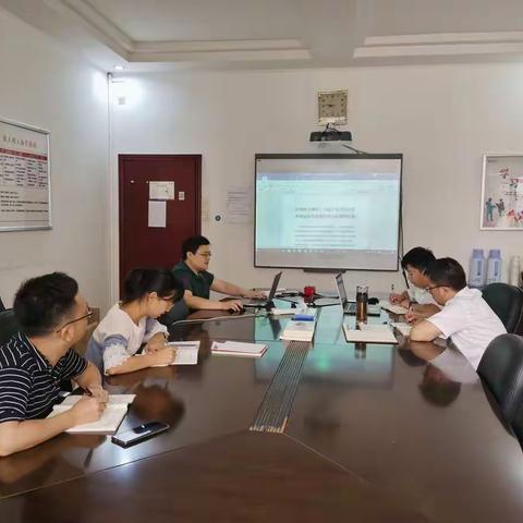 交付支部组织7月份集中学习并开展“提质量、树标杆，党员在行动”主题党日活动