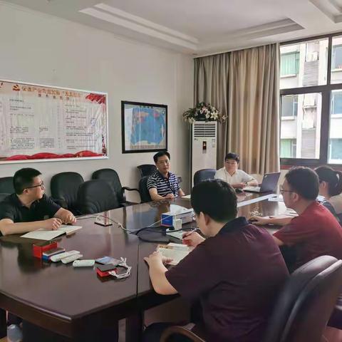 交付支部组织8月份集中学习并开展“提质量、树标杆，争创党建和DICT项目交付发展双优”主题党日活动