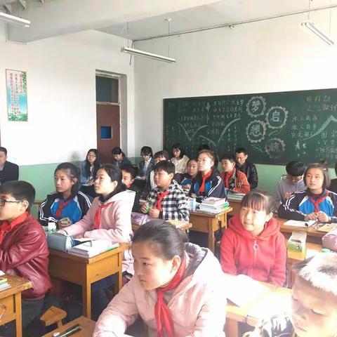 高城学区深入高城中心小学开展学校管理工作调研